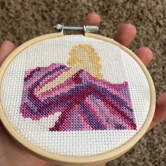 Speak Now Album Cross Stitch - Picture 2 of 6